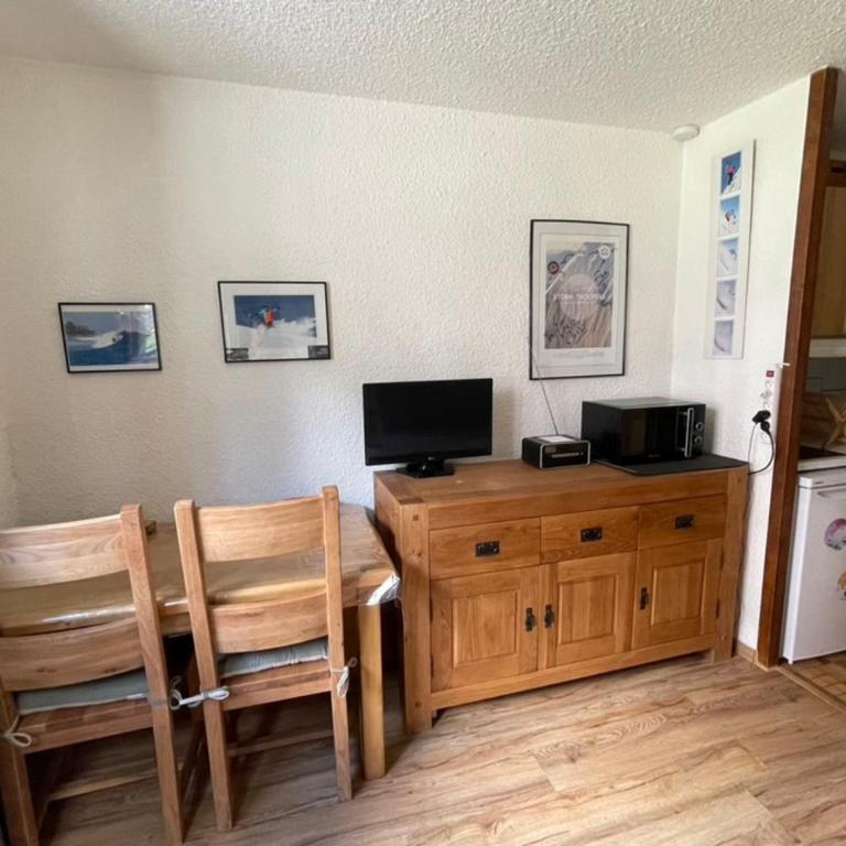 Charming Studio In The Heart Of Saint Chaffrey - Studio - 4