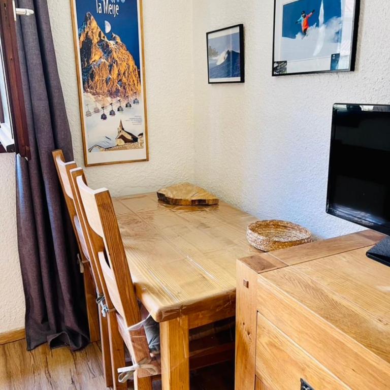 Charming Studio In The Heart Of Saint Chaffrey - Studio - 5