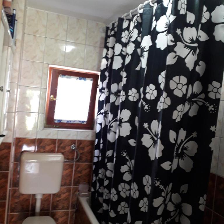 Hostel Topić - Dvokrevetna Soba sa Zasebnim Krevetima - 1