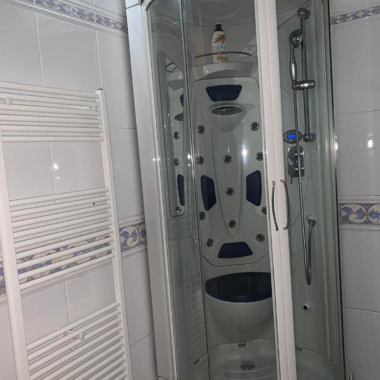 Villa le Bougainvillea - Camera Matrimoniale con Bagno Privato - 12