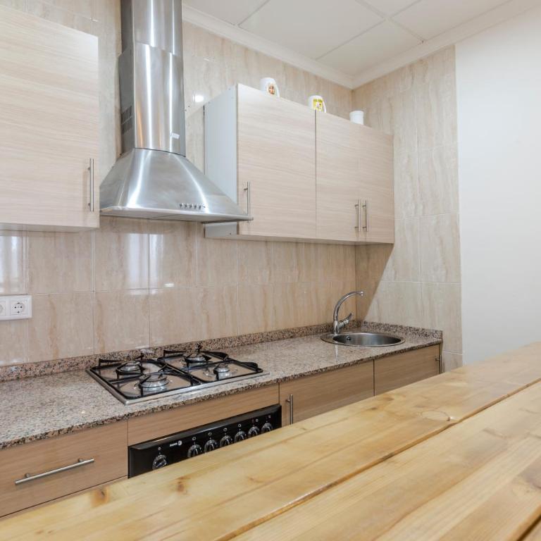 VILLA FINA (piscina/wifi/barbacoa/parking) - Villa - 53