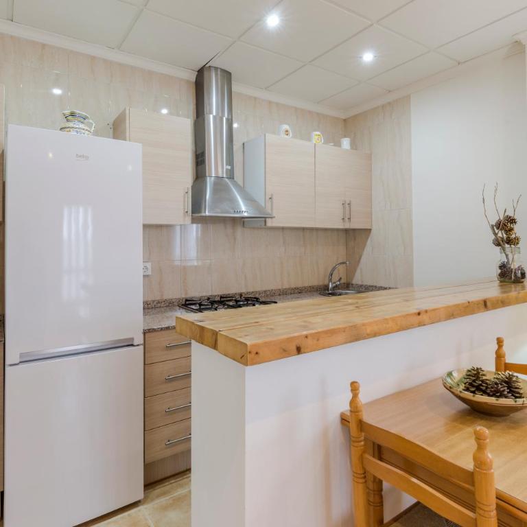 VILLA FINA (piscina/wifi/barbacoa/parking) - Villa - 52