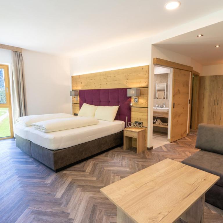 Hotel Gundolf - Familiensuite mit Balkon - 3