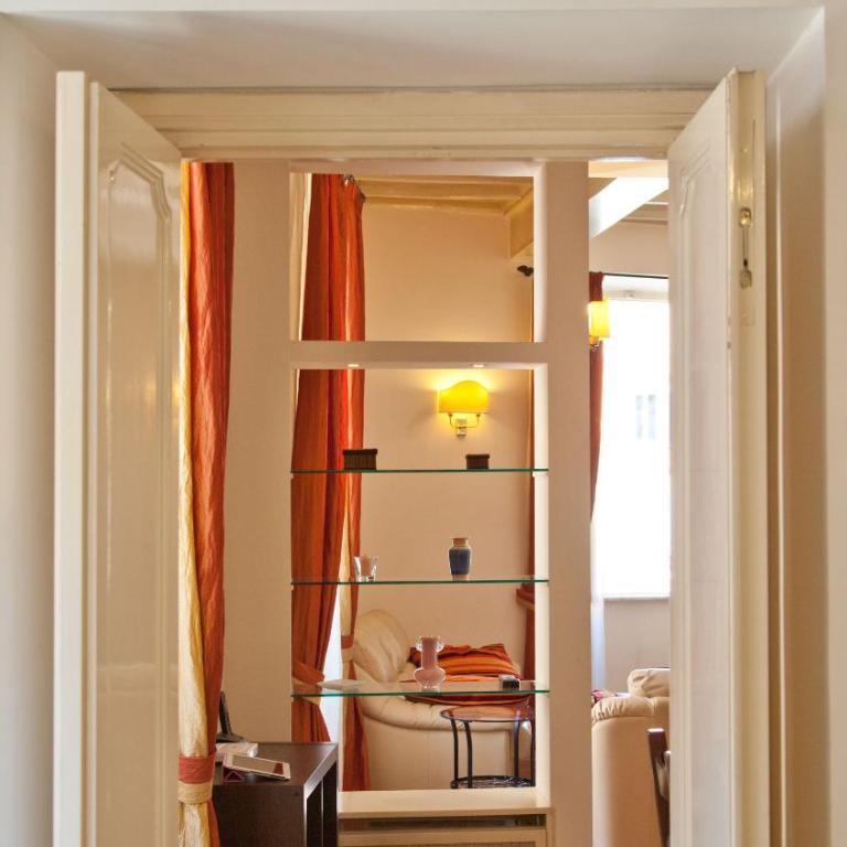 Rental in Rome Trevi Fouintain View Apartment - Appartamento con 1 Camera da Letto - 21