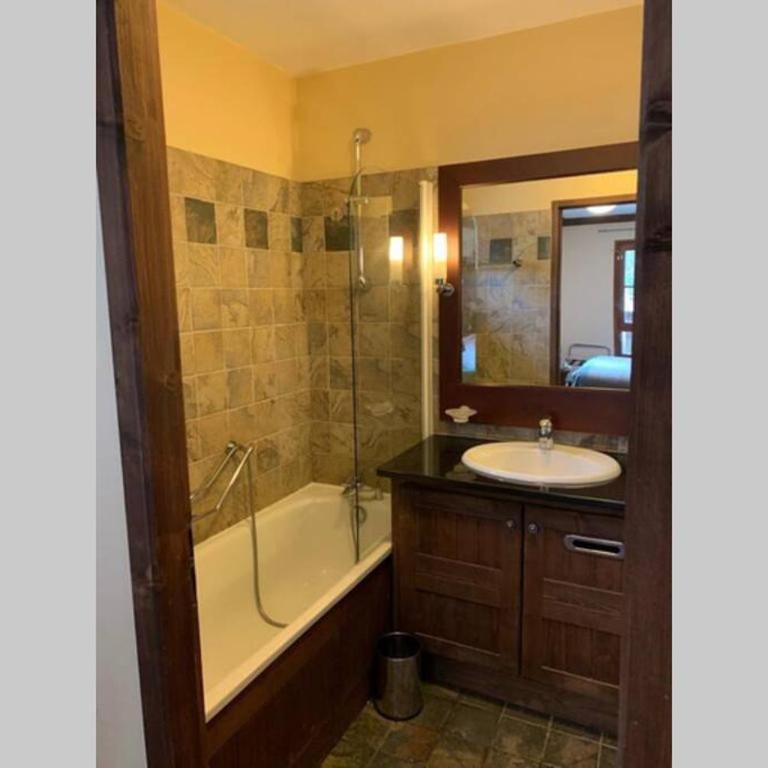 Arc 1950 2bdrm 6/8 guests Ski-in/out Pool+Jacuzzi - Appartement 2 Chambres - 16