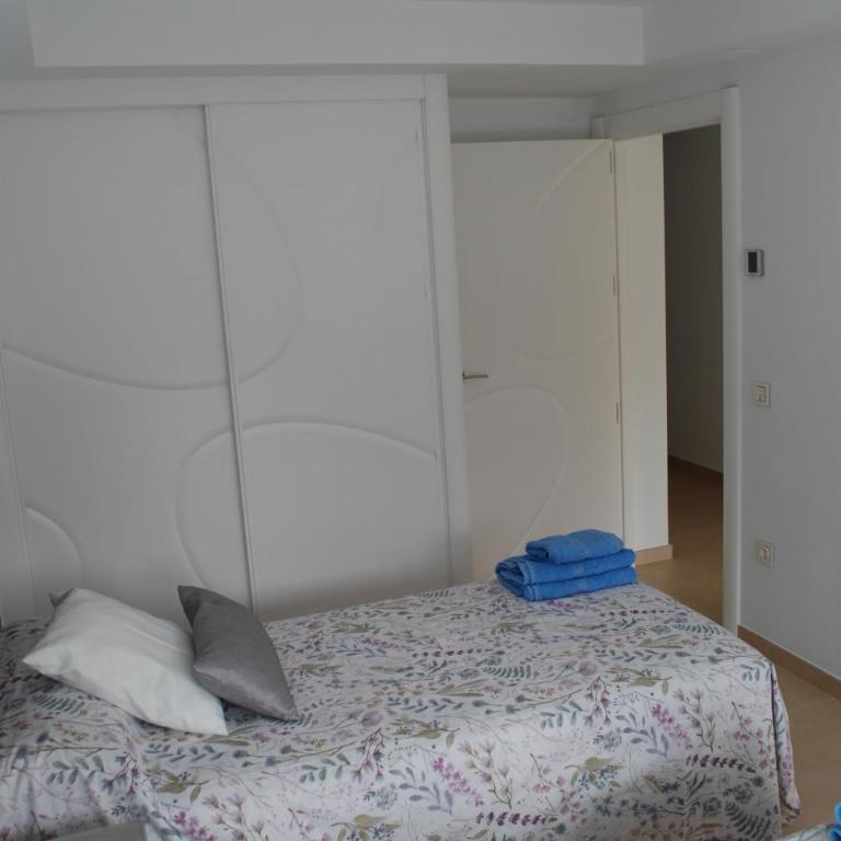 CASA VACACIONAL MÁLAGA 14 Chalet - Casa de 4 dormitorios - 45