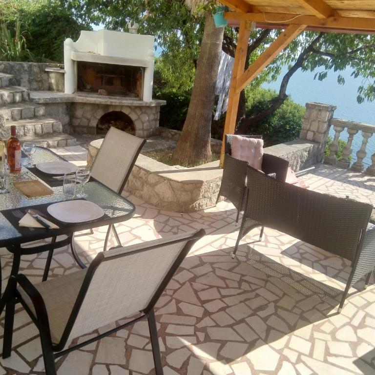 Blue Horizon - Three-Bedroom House - 39