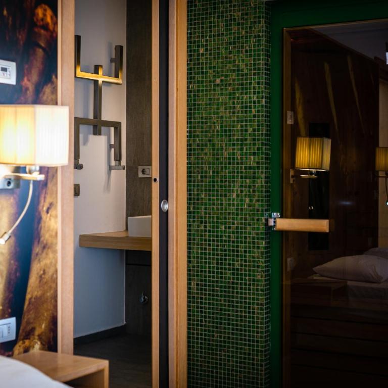 Boutique Exclusive B&B - Suite con Vasca Idromassaggio e Sauna a Infrarossi - 26