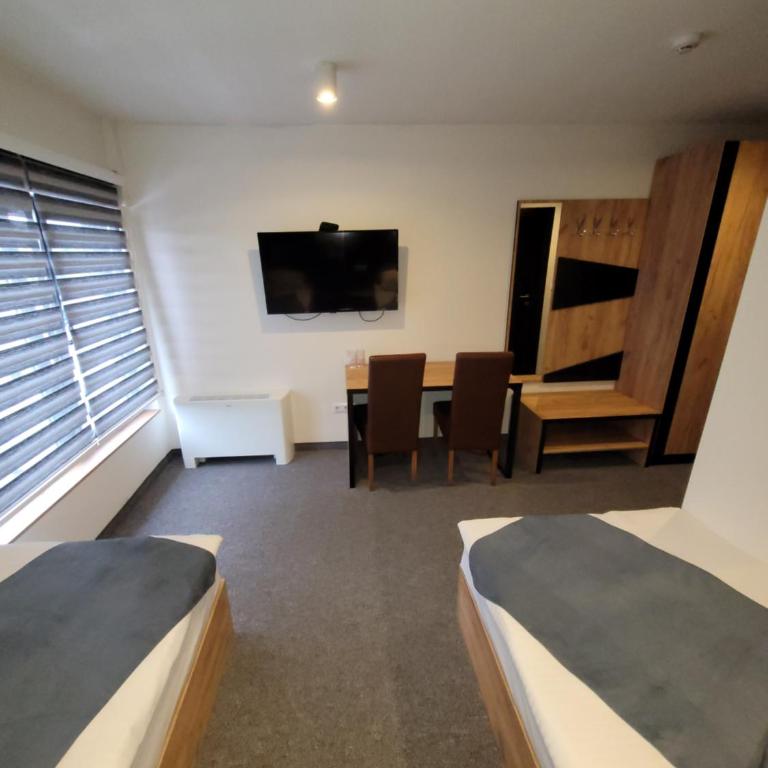 Motel Bihać - Standard Twin Room - 3