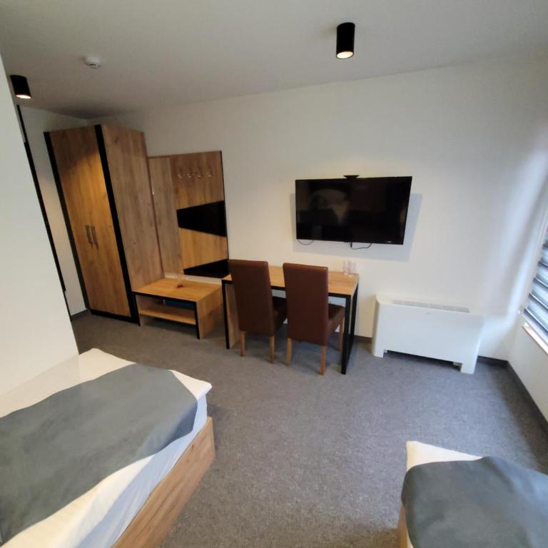 Motel Bihać - Standard Twin Room - 8