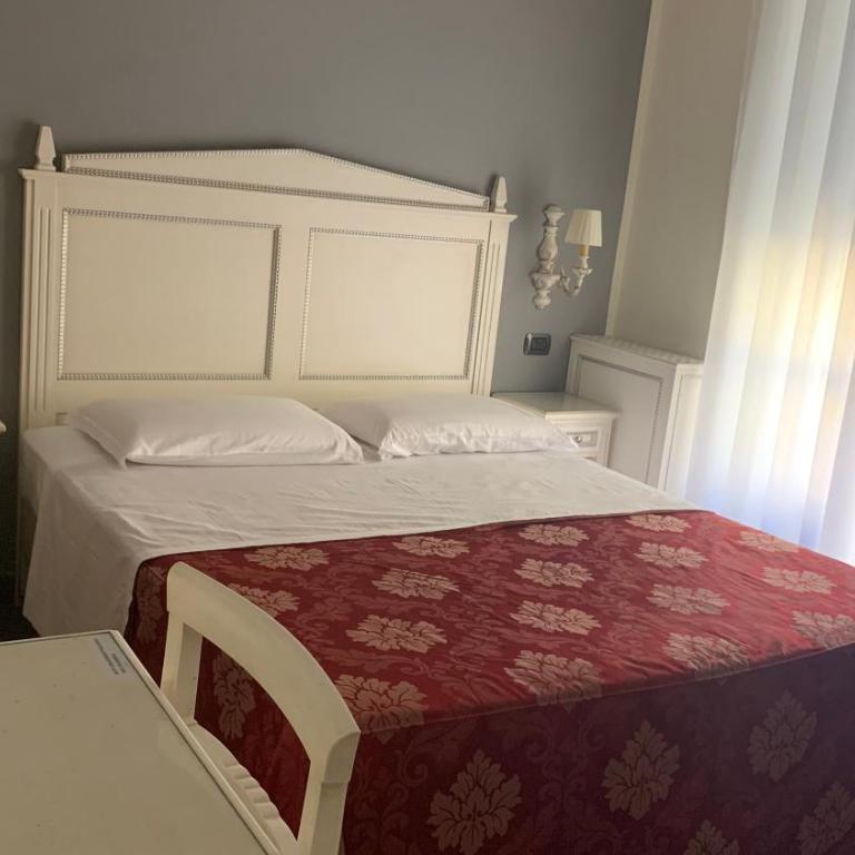 Notti sull'Adige - Camera Quadrupla con Bagno Privato - 6
