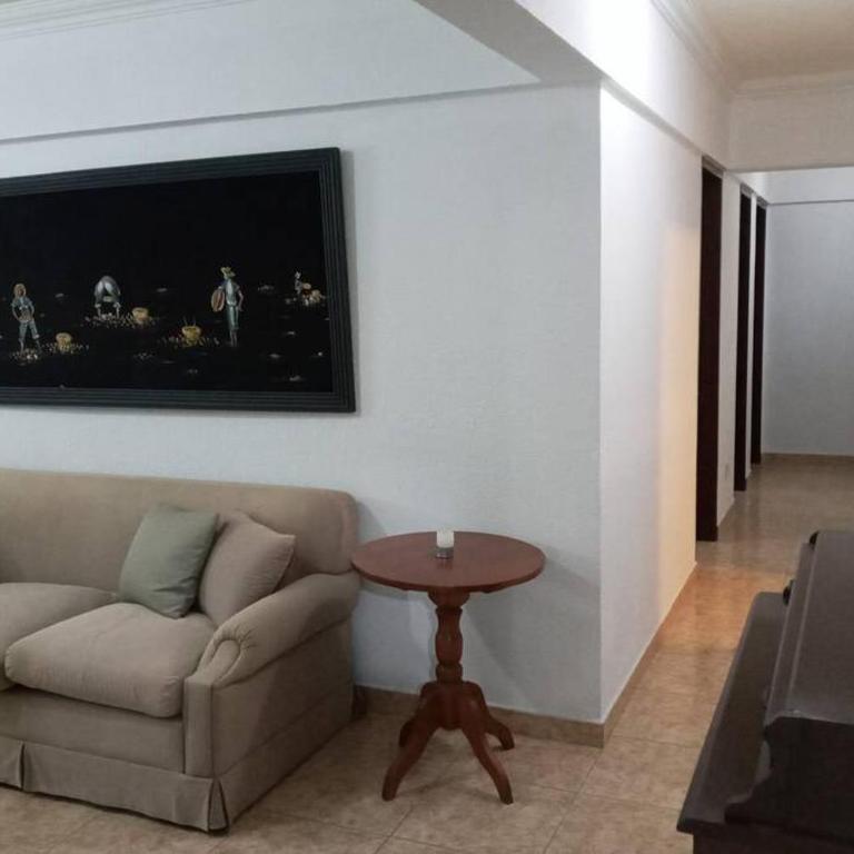 Departemento totalmente amoblado y equipado de 3 dormitorios con aire en toda las áreas + parqueo para 2 movilidades - Apartamento de 3 dormitorios - 13