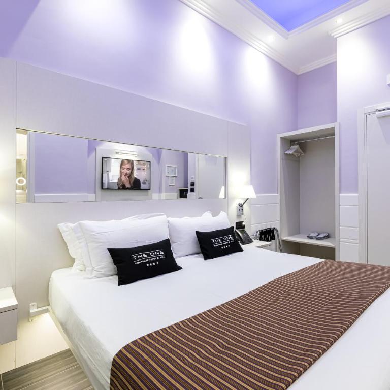 THE ONE Boutique Hotel & Private SPA Roma - Executive Room with balcony - 8