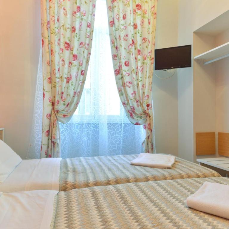Trani B&T Rooms - Camera Singola Standard con Bagno in Comune - 10