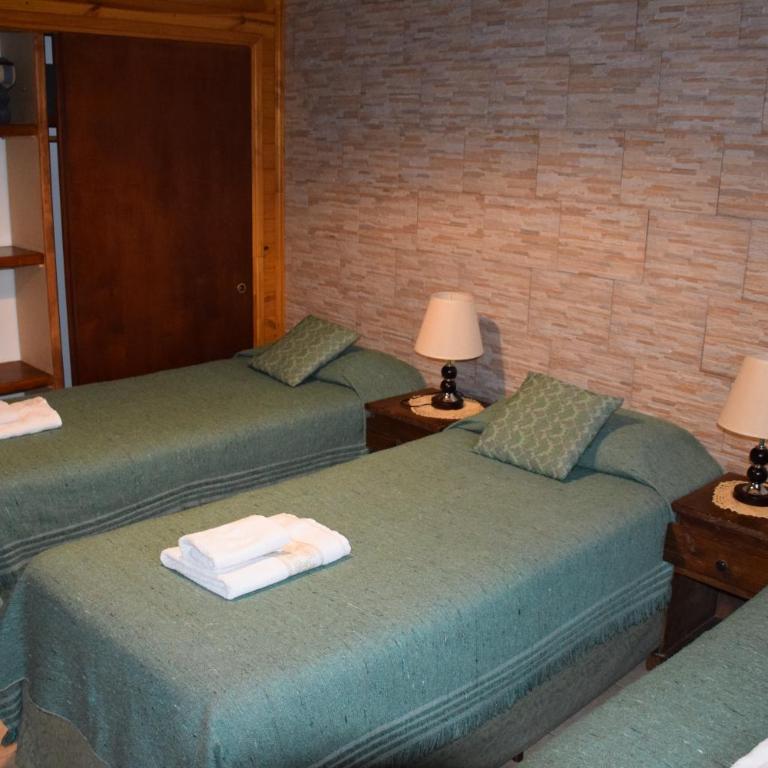 Hosteria Rukahué - Habitación Triple con baño privado - 6