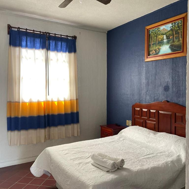 Casa Refugio Budget House 8 Rooms & 9 Bathrooms - Casa de 7 dormitorios - 7