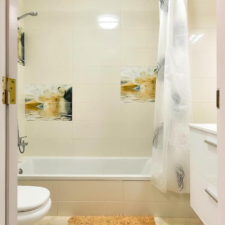 YELLOW 3 bedroom large apartment for 10 guests - Apartamento de 3 dormitorios - 11