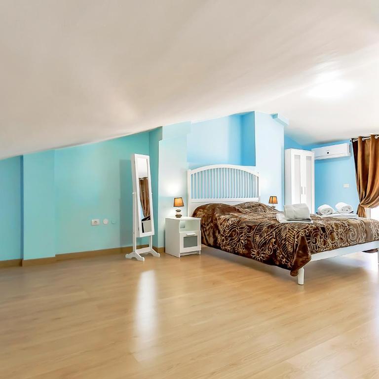 YELLOW 3 bedroom large apartment for 10 guests - Apartamento de 3 dormitorios - 25