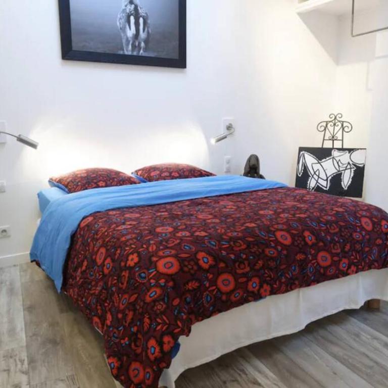 Reims Centre : appartement lumineux et atypique 46, Place d'Erlon - Appartement 2 Chambres - 11