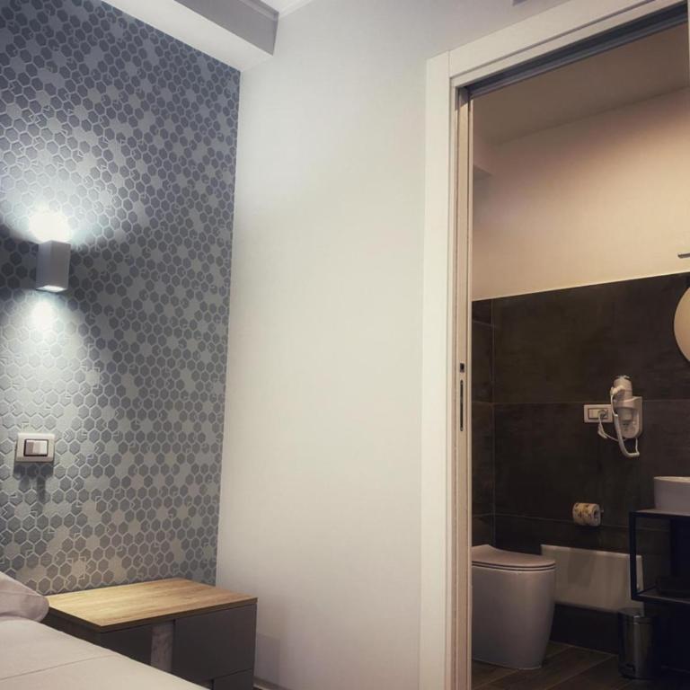 Lumarooms B&B - Camera Matrimoniale con Bagno Privato - 9