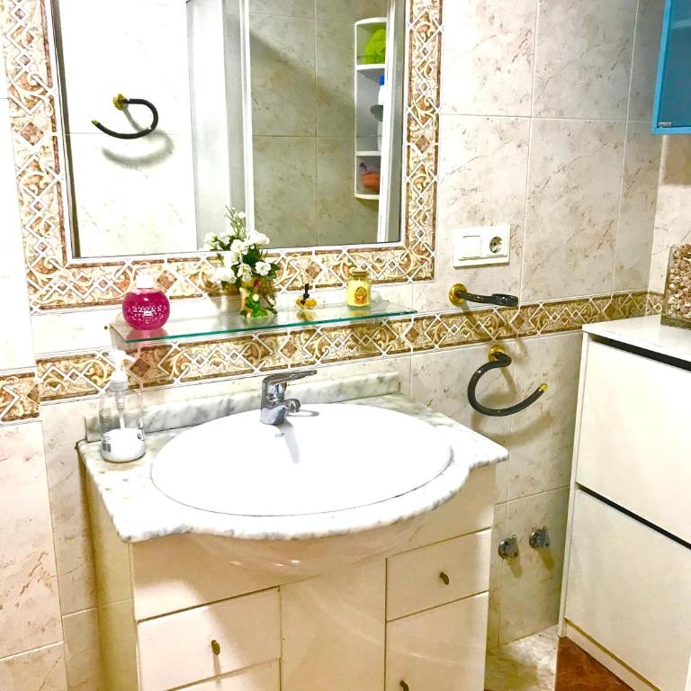 2 minutes from the beach!!! Great apartment!!! - Apartamento de 2 dormitorios - 9