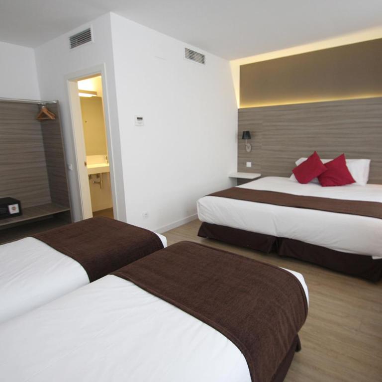 Hotel BESTPRICE Diagonal - Superior Family Room - 1