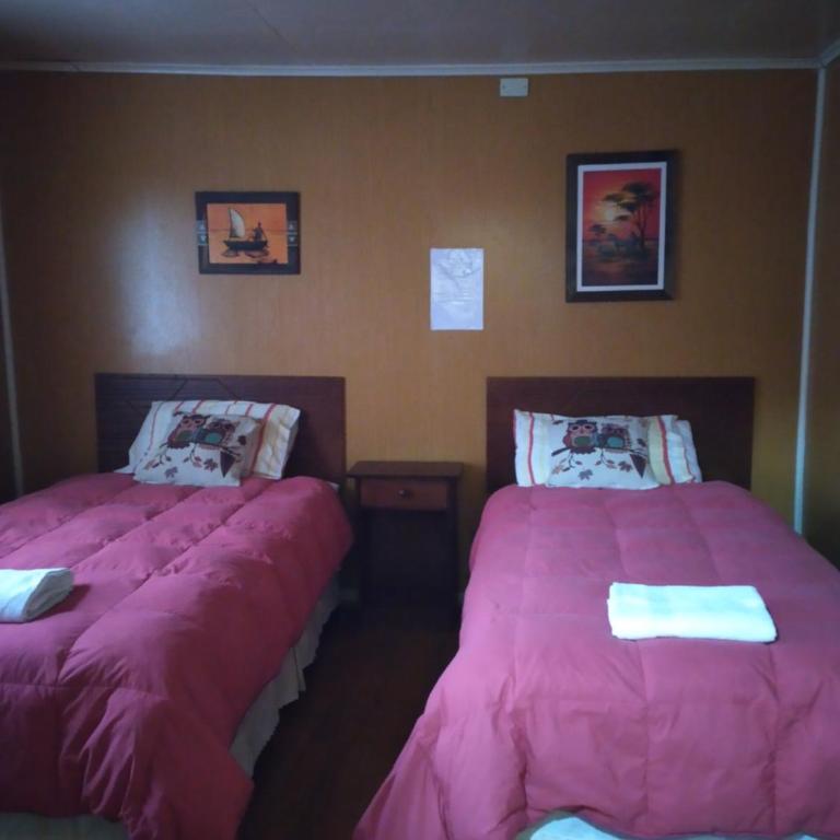 hostal geminis ,phillipi 653 centro - Twin Room with Shared Bathroom - 1