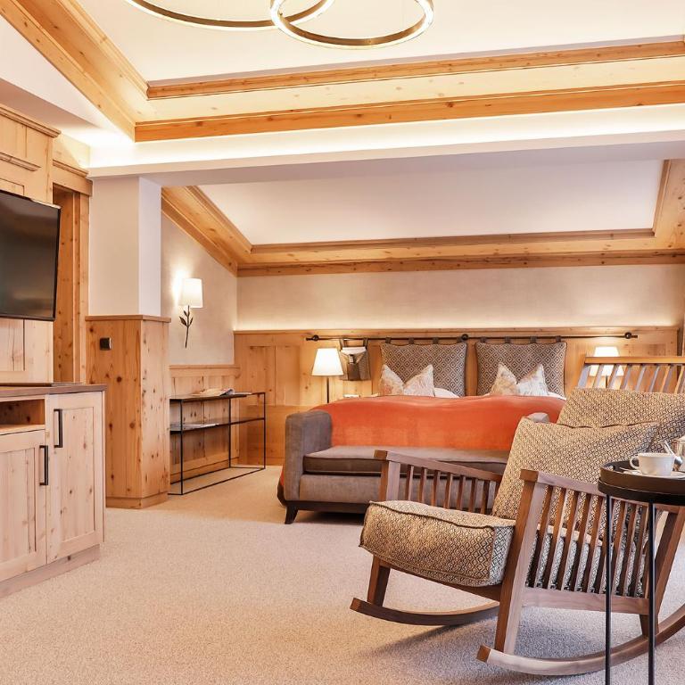 Superior Hotel Tirolerhof - Zell am See - Junior Suite mit Balkon - 2