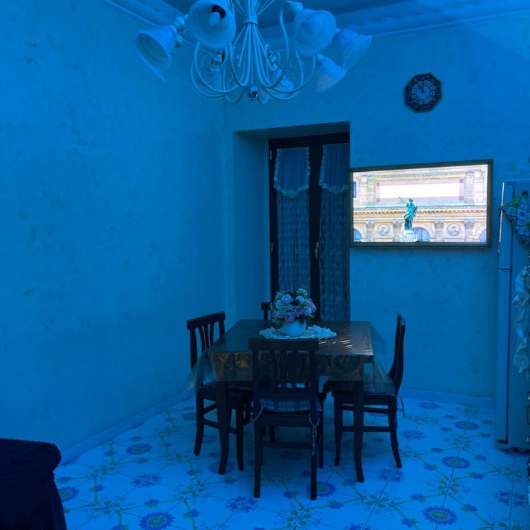 Al Centro Storico Home - Appartamento con 2 Camere da Letto - 31