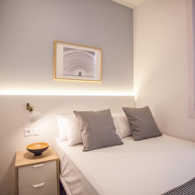 Gran Central Suites - Estudio con 1 cama grande - 2