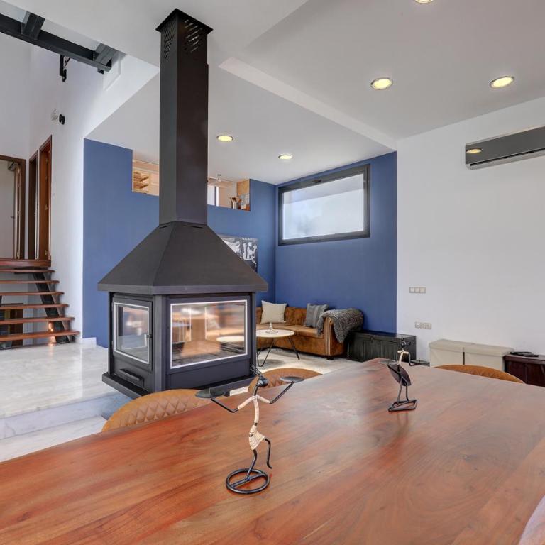 Villa in Puerto Marina with private pool - Villa - 4