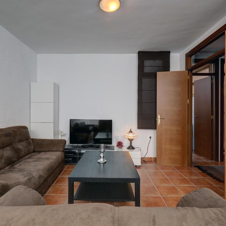 Villa in Puerto Marina with private pool - Villa - 49
