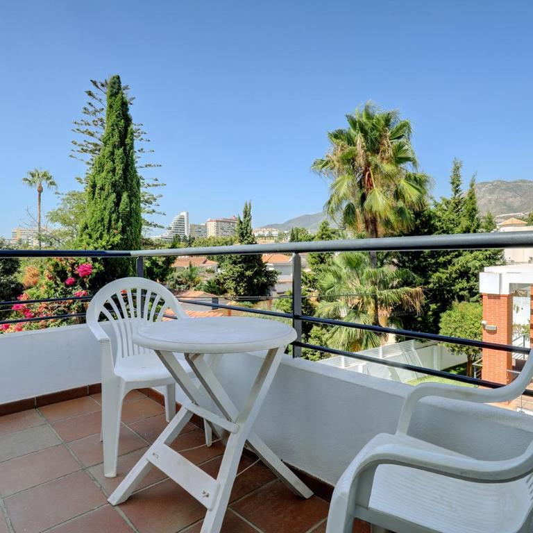 Villa in Puerto Marina with private pool - Villa - 66