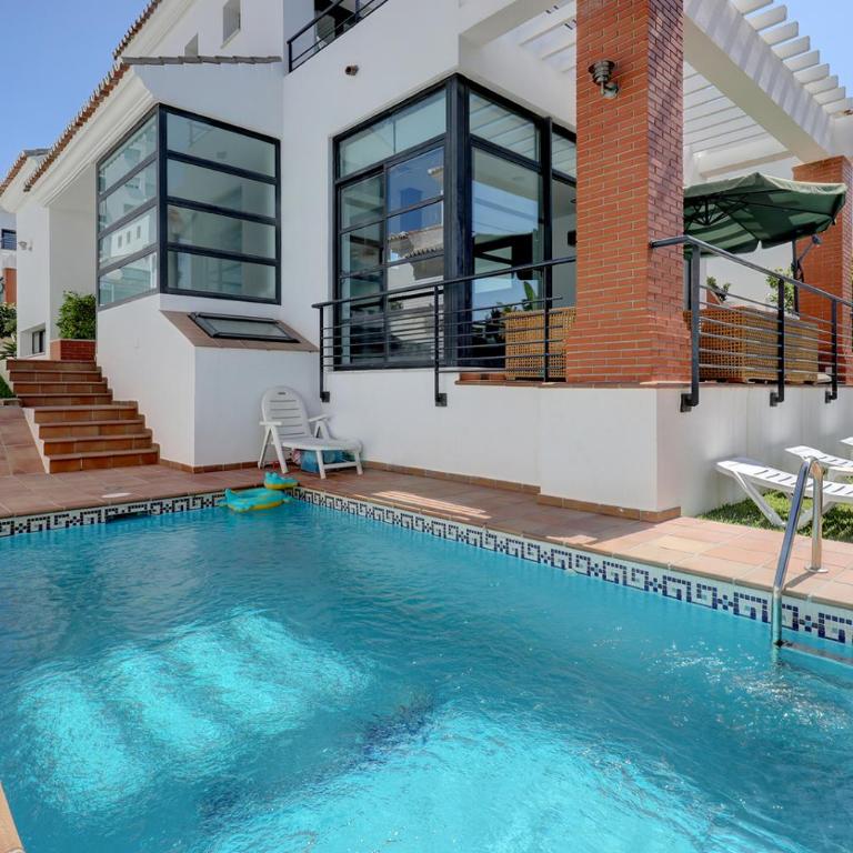 Villa in Puerto Marina with private pool - Villa - 1