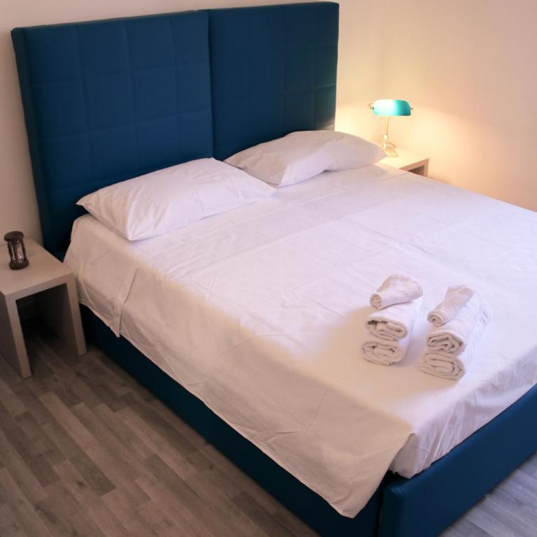Rome Station Rooms - Suite Queen Deluxe - 2