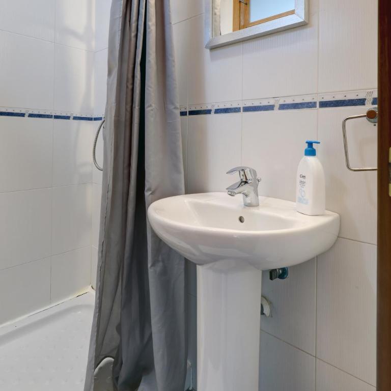 Villa in Puerto Marina with private pool - Villa - 77