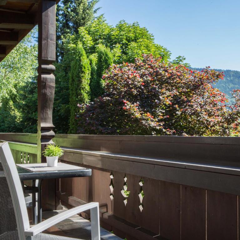 Ahorn-Appartements - Chiemgau Karte - Apartment mit Blick auf die Berge - 4