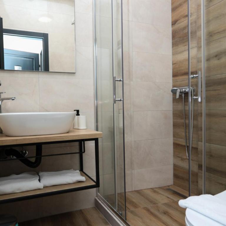 Hotel Board - Triple Room - 1