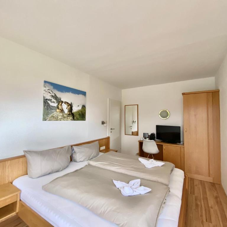 Canisiusbrünnl Self- Check in - Doppelzimmer mit Balkon - 1
