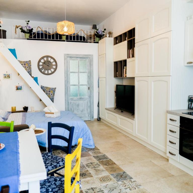 Home Bibi - Appartamento con 1 Camera da Letto - 1