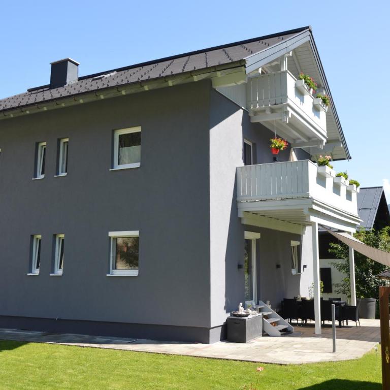 Ferienwohnung Nico - Apartment mit Balkon - 1