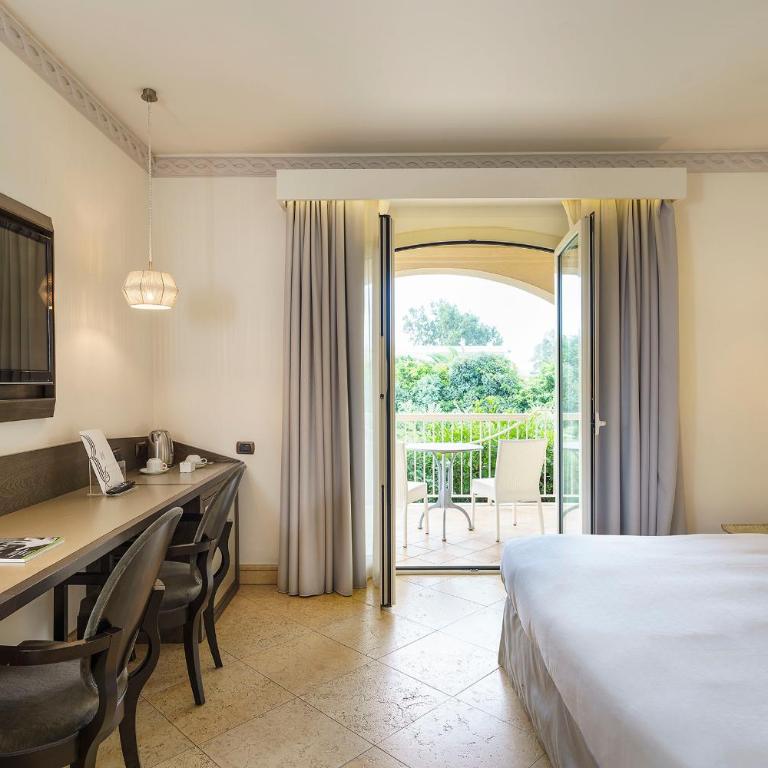 Romano Palace Luxury Hotel - Deluxe Double or Twin Room with Terrace - 1