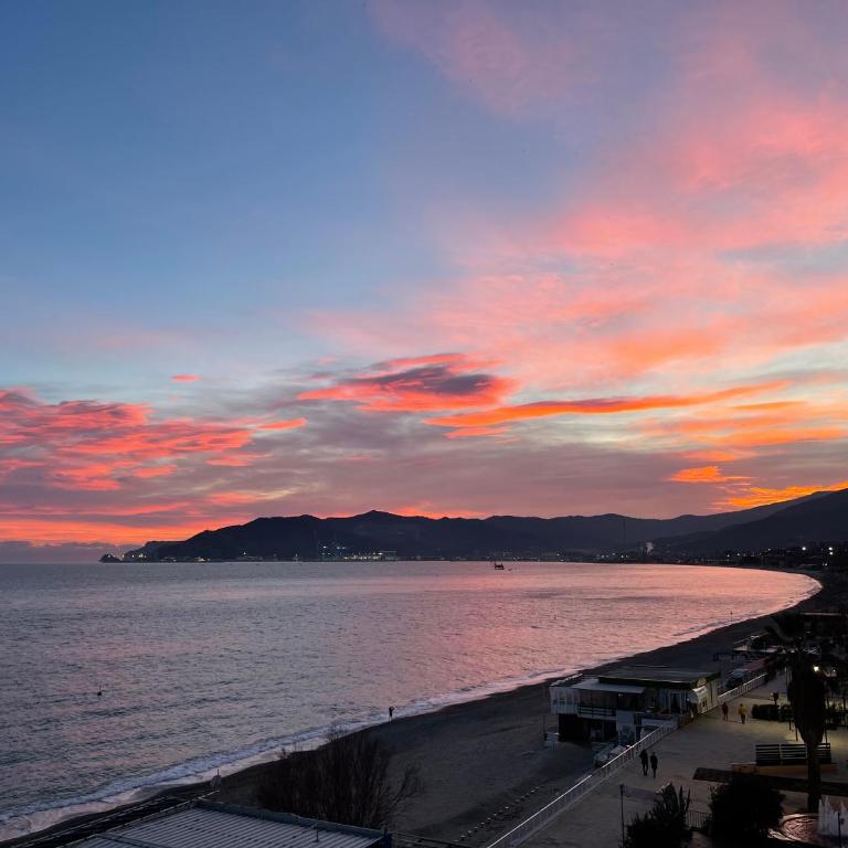 CasAmare di Carla - Appartamento con 2 Camere da Letto - 15