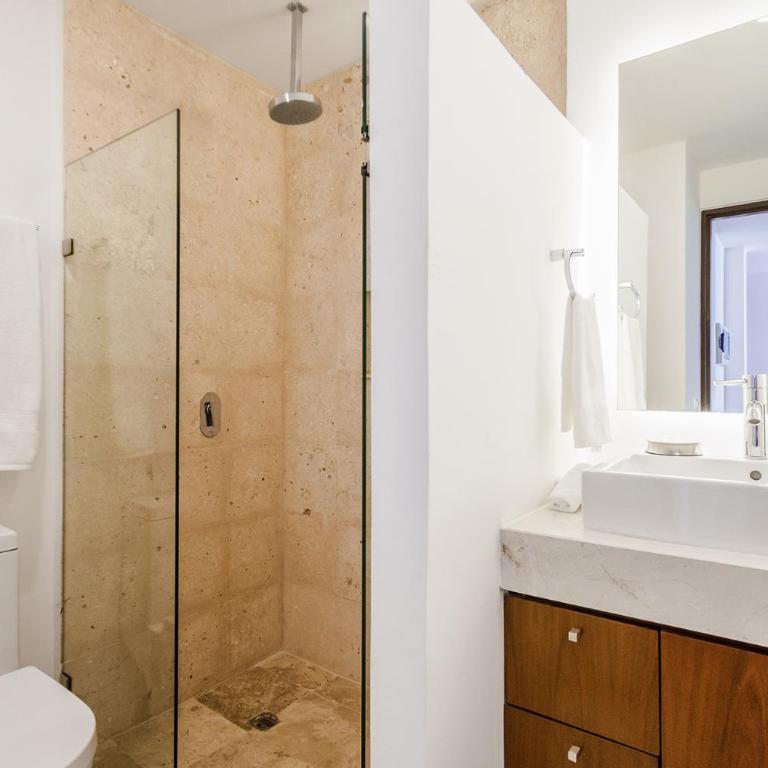Splash Pool, Rooftop Terrace, Patio, Beach 4 Blks - Apartamento con balcón - 6