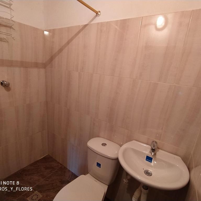 Alojamiento rural pájaros y flores - Habitación Familiar con baño privado - 1