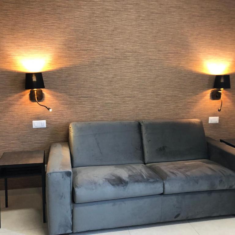 Dante 11 Guesthouse by Apulia Accommodation - Family Junior Suite - 4