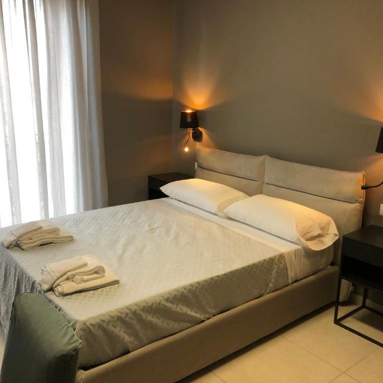 Dante 11 Guesthouse by Apulia Accommodation - Double Room with Private Bathroom - 7