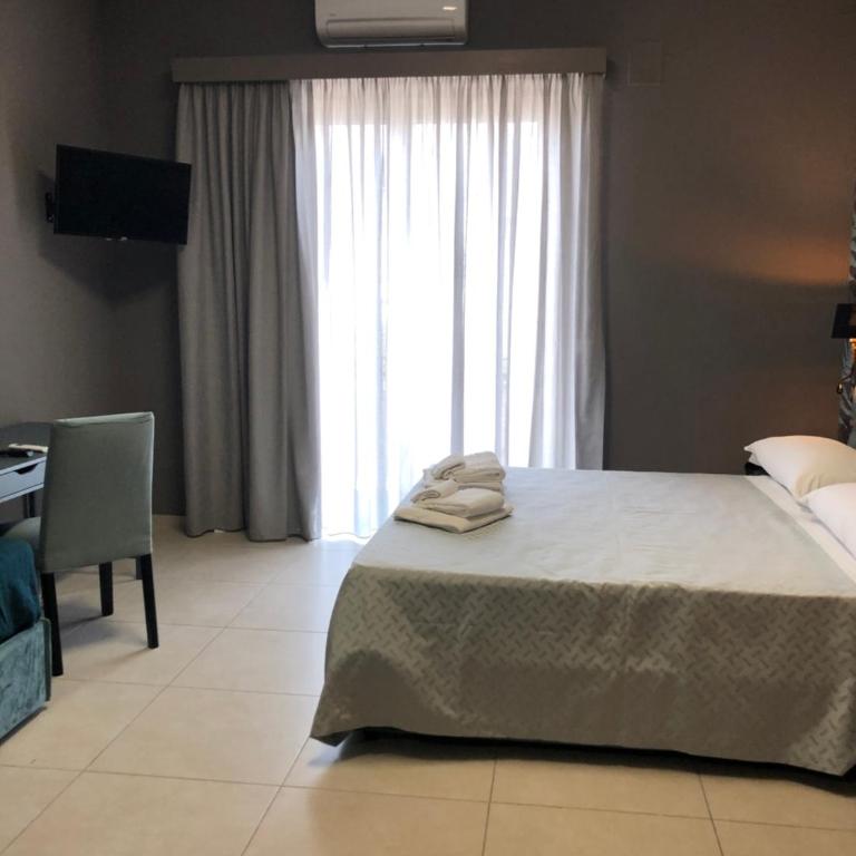 Dante 11 Guesthouse by Apulia Accommodation - Family Junior Suite - 4