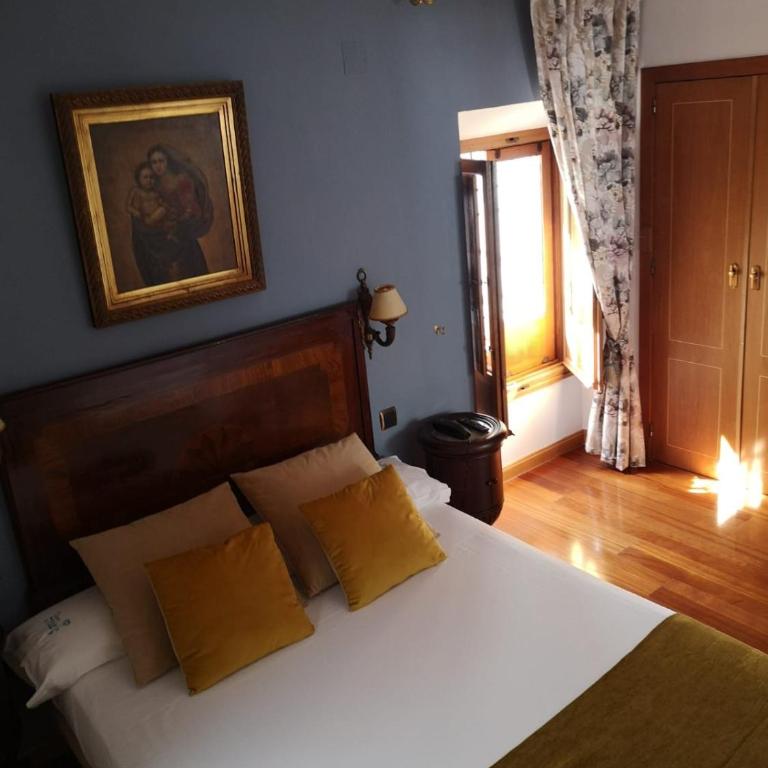 Hotel Boutique La Llave de la Judería - Deluxe Queen Room - 10