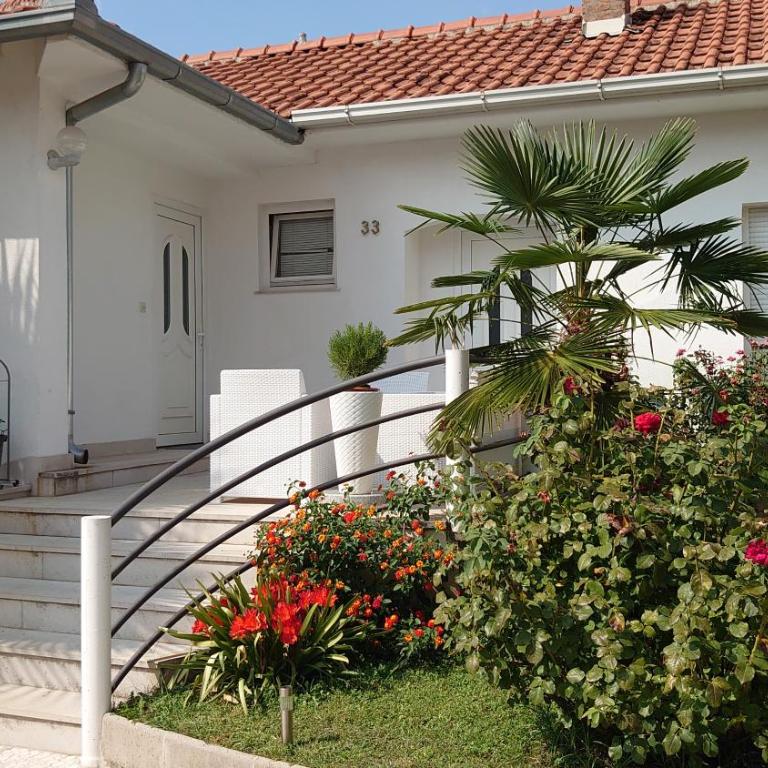 Apartments Tulipan - with free private parking garage - Two-Bedroom Apartment with Terrace - 1